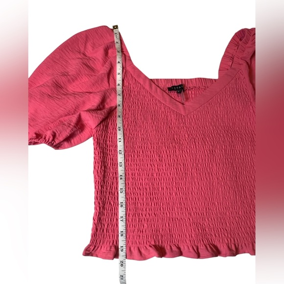 1. State Women’s size Large puff sleeve V neck smocked top in juneberry NWT - Picture 9 of 12